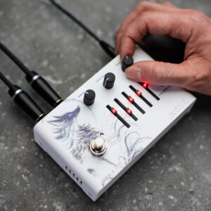 Z5-VN Violin Overdrive Pedal (session photo)