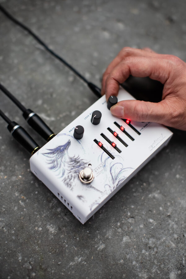 Z5-VN Violin Overdrive Pedal (session photo)