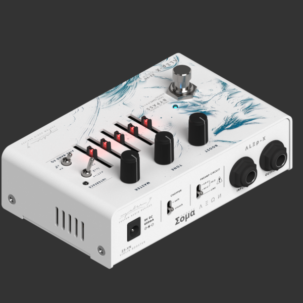 Z3-VN Violin Booster Pedal (session render) angle1 orthogonal