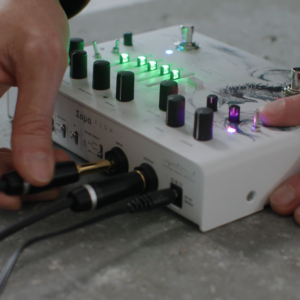 Z7-VN Advanced Violin Overdrive Pedal (session photo)